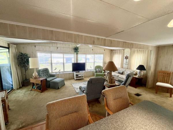 1983 Twin Manufactured Home