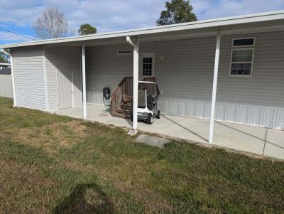 Photo 5 of 28 of home located at 19151 SE 135th Ct Lot 23 Dunnellon, FL 34431