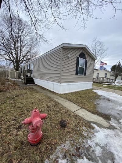 Photo 1 of 12 of home located at 1840 Collins Ct #14 Milford, MI 48381
