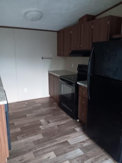 Photo 4 of 11 of home located at 12989 Tannehill Ln Walker, LA 70785