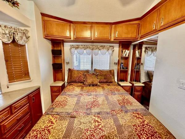 2007 Silvercrest Manufactured Home