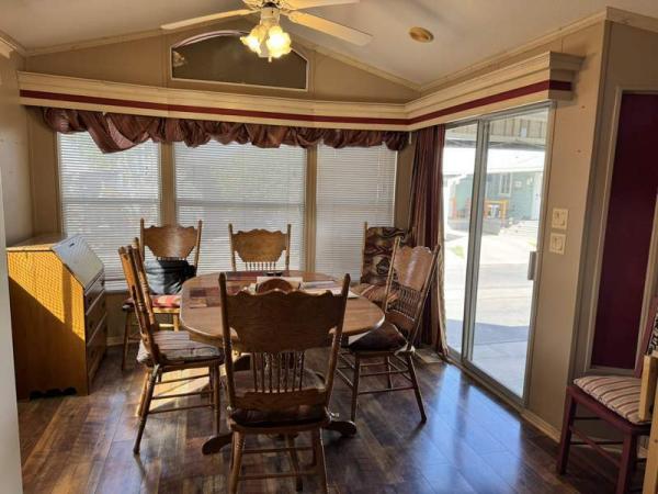 1999 Cavco Manufactured Home