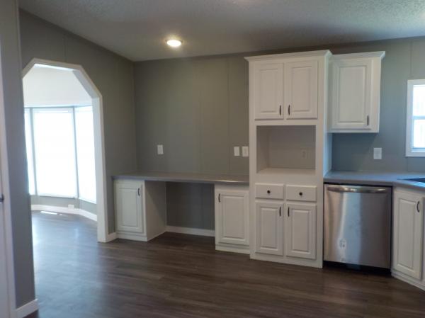 1998 Cavalier Town Manor Mobile Home