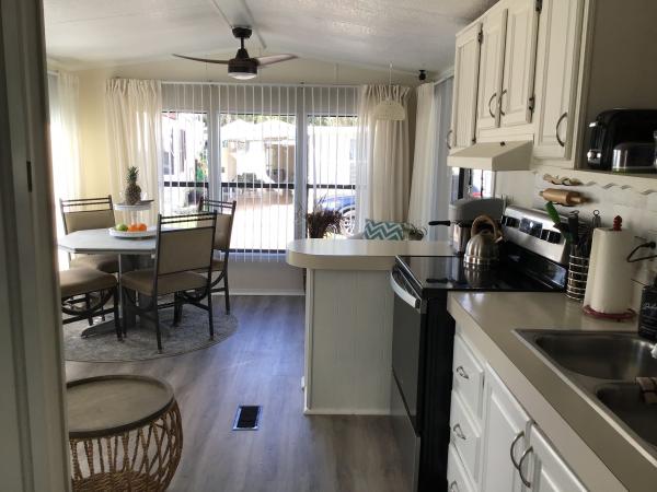 1989 OAKP Mobile Home