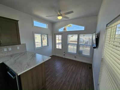 Photo 3 of 18 of home located at 303 N. Lindsay Rd. L-092 Mesa, AZ 85213