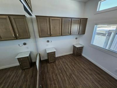 Photo 4 of 18 of home located at 303 N. Lindsay Rd. L-092 Mesa, AZ 85213
