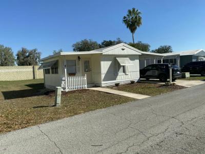 Photo 2 of 12 of home located at 613 Dogwood Cir. Wildwood, FL 34785