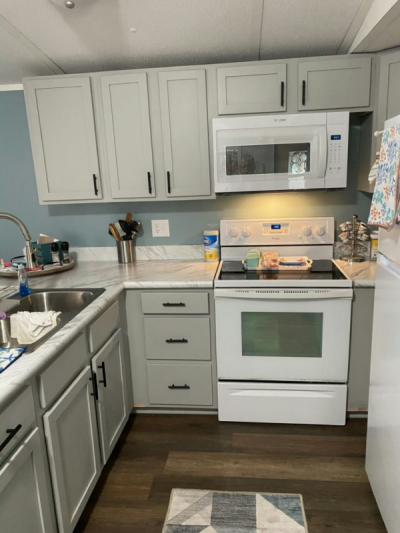 Photo 4 of 12 of home located at 613 Dogwood Cir. Wildwood, FL 34785
