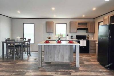 Photo 5 of 22 of home located at 8220 Hwy 71 West #423 #423 Austin, TX 78735