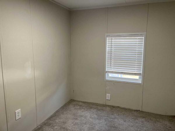 1977 Ridgewood Manufactured Home