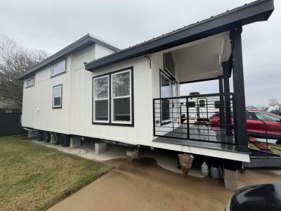 Photo 4 of 8 of home located at 726 Nelson Rd B114, Alvin, Tx 77511 Alvin, TX 77511