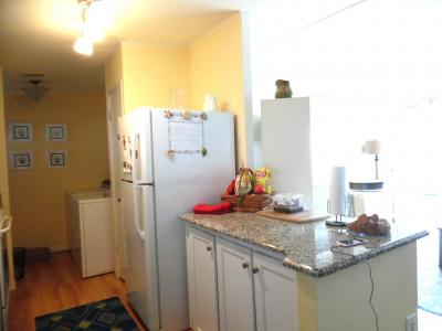 Photo 4 of 13 of home located at 214 Maui Ave Davenport, FL 33897