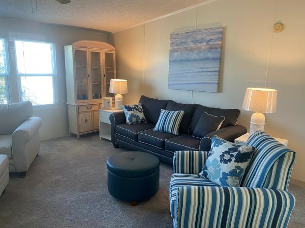 1993  Mobile Home For Sale