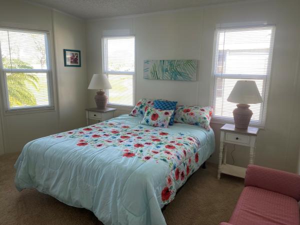 1993  Mobile Home For Sale