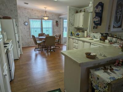 Photo 5 of 15 of home located at 199 Montauk Ct Auburndale, FL 33823