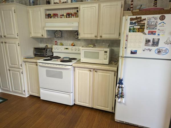 2003 Homes of Merit 1234 Mobile Home