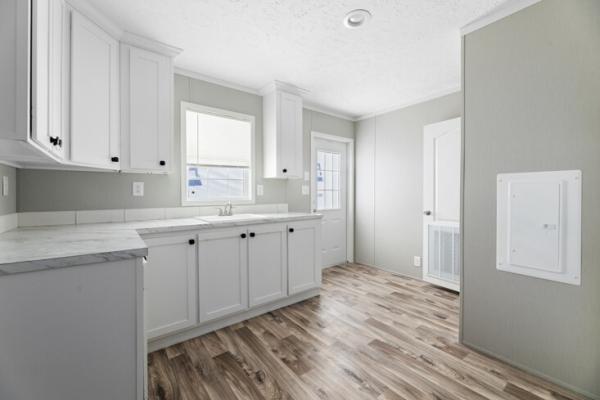 2024 Fleetwood 37 Pure  Home