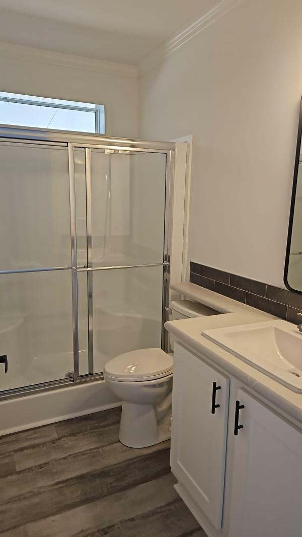 2025 Skyline LE5044A Mobile Home