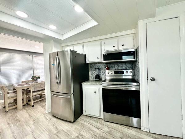 1980 FLEE CC FLMHS 2BD/2BA STRATFORD Mobile Home