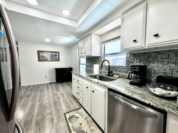 1980 FLEE CC FLMHS 2BD/2BA STRATFORD Mobile Home