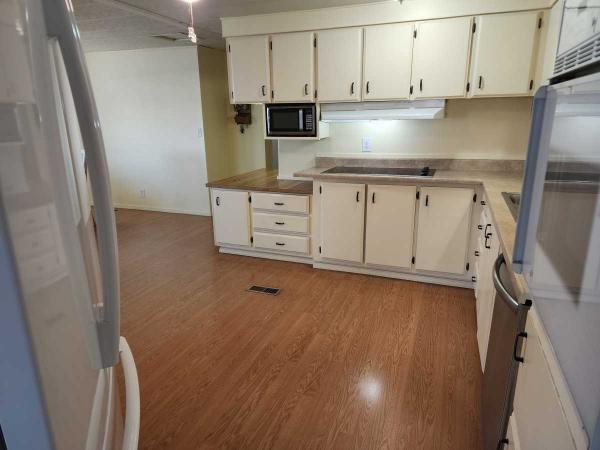1981 SKYLINE CORPORATION BUDDY - Doublewide Mobile Home