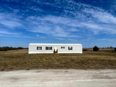 Photo 2 of 13 of home located at 116 Trianon Rd Mulberry, KS 66756