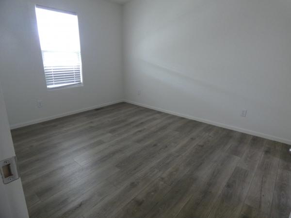 2025 Champion SRE2844PC Mobile Home