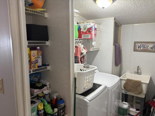 1998 Skyline 2 Mobile Home