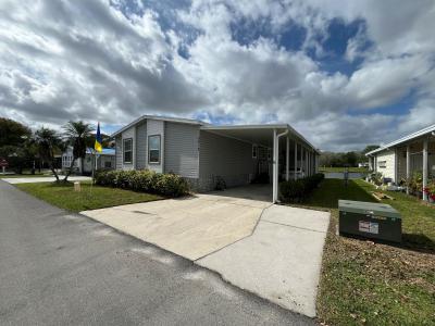 Photo 2 of 18 of home located at 5618 Jean Drive Orlando, FL 32822