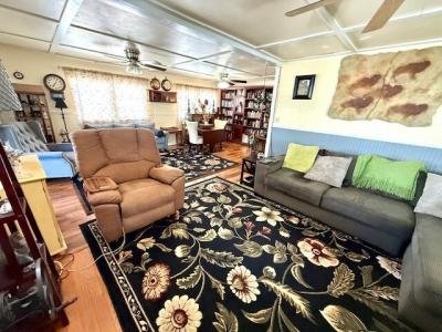 Photo 4 of 24 of home located at 2550 State Rd. 580 #0405 Clearwater, FL 33761