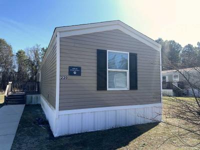 Photo 4 of 6 of home located at 220 Jaylen Drive Lumberton, NC 28358