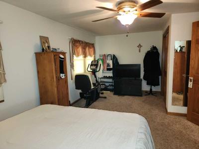 Photo 4 of 8 of home located at 21130 Elm Court Warrenton, MO 63383