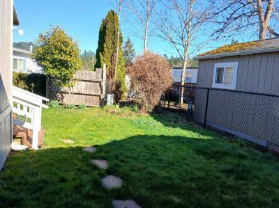 Photo 5 of 17 of home located at 77500 S Sixth St Sp. #E6 Cottage Grove, OR 97424