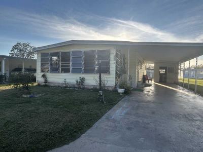 Mobile Home at 4643 Flamingo Dr Zephyrhills, FL 33541