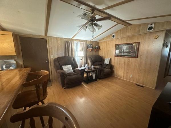 1985 Fuqua Harbor Isle Manufactured Home
