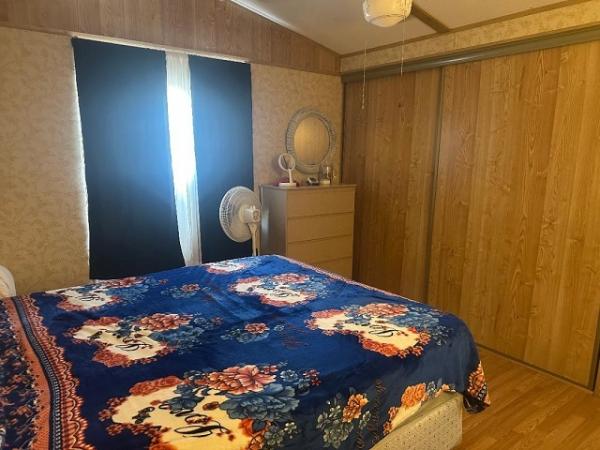 1985 Fuqua Harbor Isle Manufactured Home