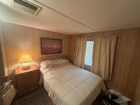 1985 Fuqua Harbor Isle Manufactured Home