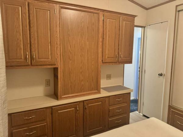 1991 Park Manufactured Home