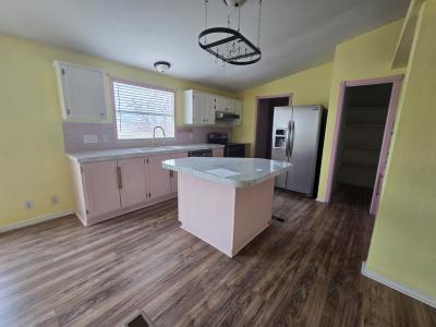 Photo 5 of 12 of home located at 555 Harvest Moon Parkway Kyle, TX 78640