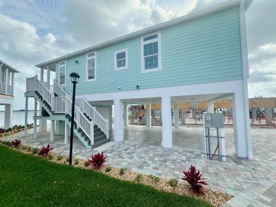 Photo 4 of 25 of home located at 451 NE Pier Way Jensen Beach, FL 34957