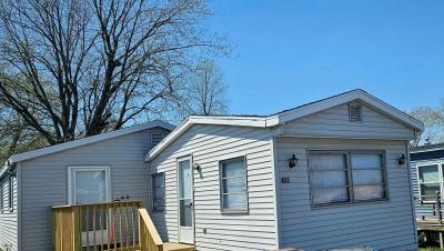 Mobile Home at 3600 Sheffield Ave Lot 427 Hammond, IN 46327