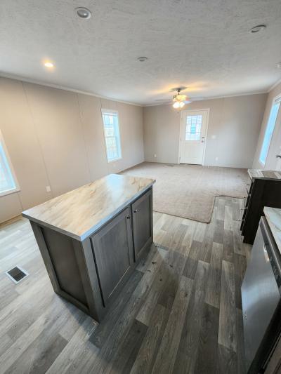 Photo 5 of 28 of home located at 10610 East St Rt 762 #32 #32B Lockbourne, OH 43137