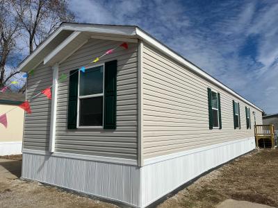 Photo 4 of 31 of home located at 1936 SW 12th #61 Lincoln, NE 68522