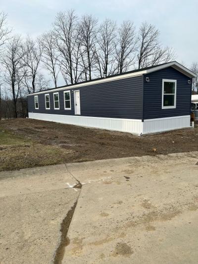 Mobile Home at 2408 Kingsbury Drive  #78 Canton, OH 44706