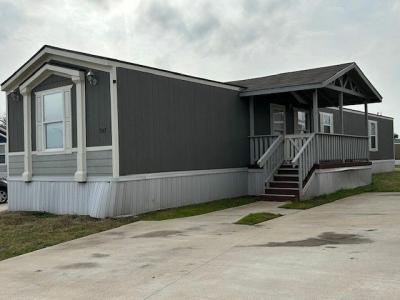 Mobile Home at 7367 June Evening Drive Lot Je7367 Arlington, TX 76001