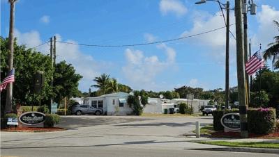 Mobile Home at 311 Almond Drive Lake Worth, FL 33461