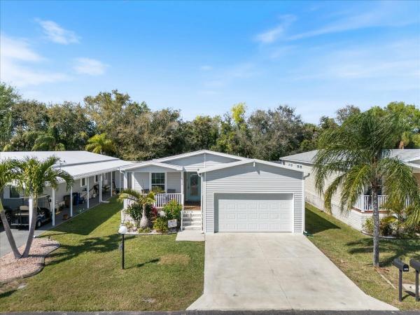 Photo 1 of 2 of home located at 5426 Fiddleleaf Dr Fort Myers, FL 33905