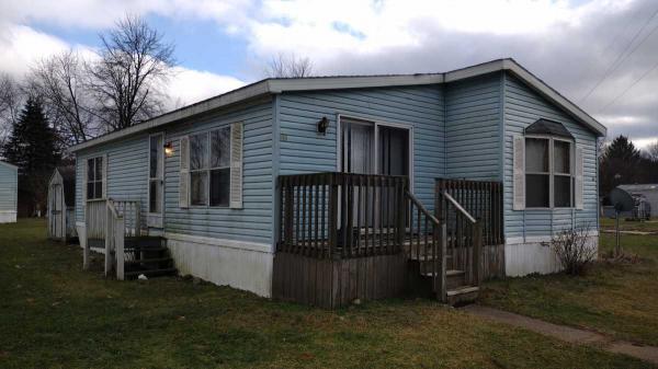 Photo 1 of 2 of home located at 59502 Long Lake Rd Lot 29 Colon, MI 49040