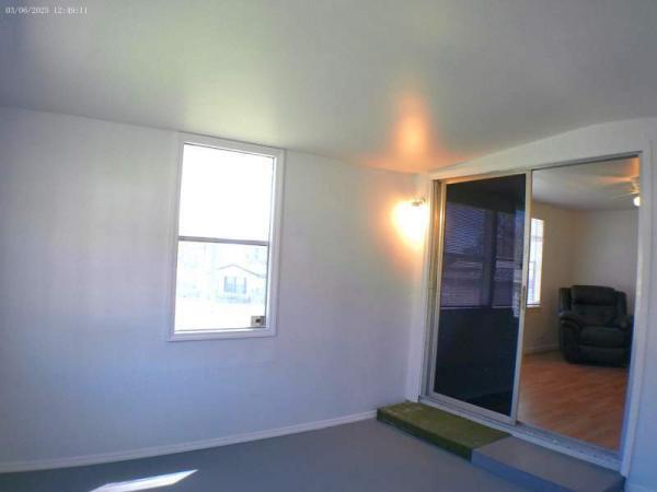 1974 Hillcrest Manufactured Home