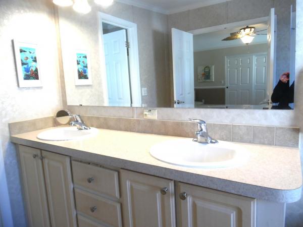 2006 Homes of Merit Mobile Home